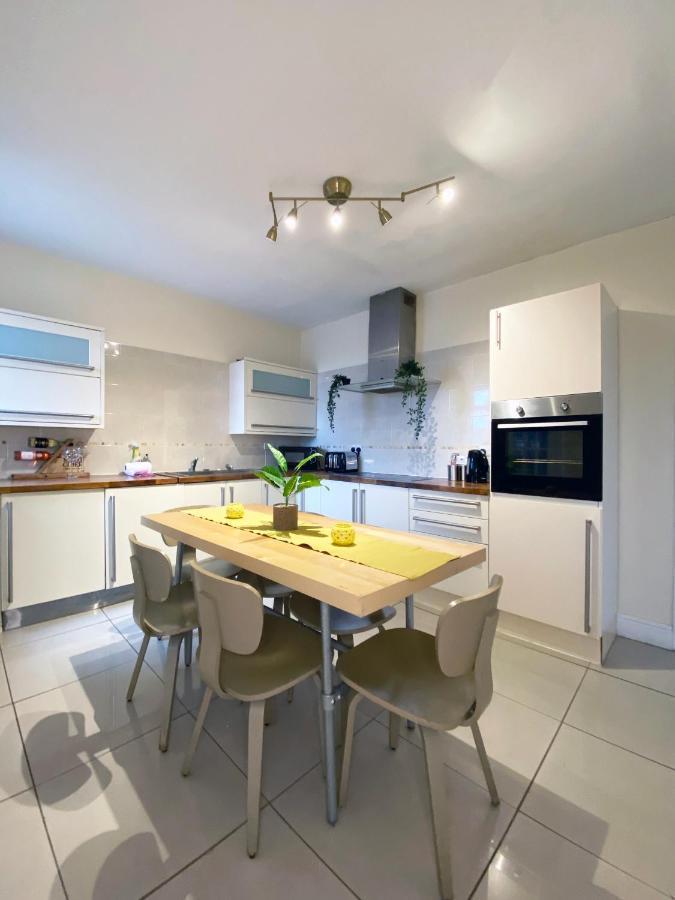 The Docklands 2 By Serviced Living Liverpool Exterior foto